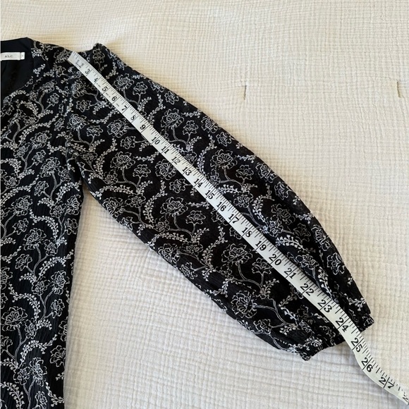 A.L.C. Cotton Silk Balloon Sleeve Blouse Size 2 - Picture 10 of 10